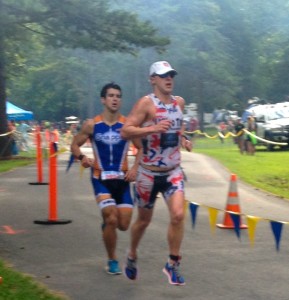 Matias Palvecino chasing John Kenny at Luray Triathlon